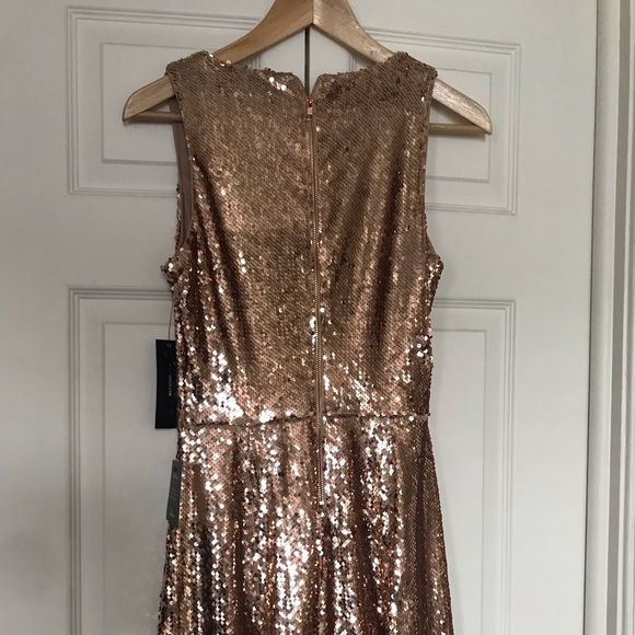 NWT Lulu’s rose gold sequin skater dress - Picture 2 of 8
